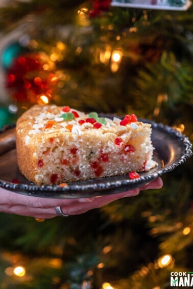 cropped-Eggless-Tutti-Frutti-Sooji-Rava-Cake.jpg
