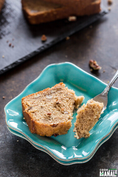 eggless banana cake